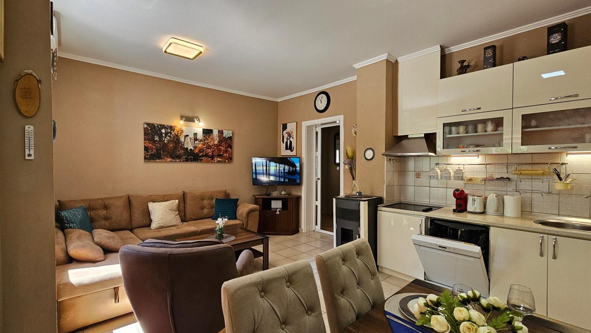 Lalovina Apartment แฮร์เซ็ก-โนวี ภายนอก รูปภาพ