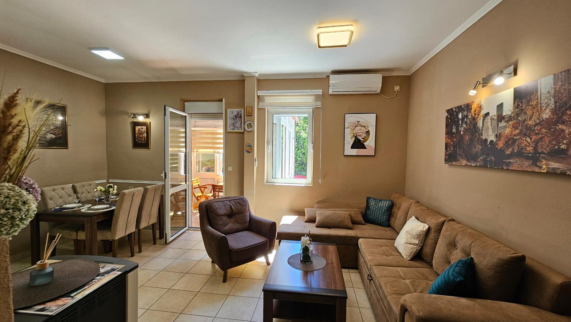 Lalovina Apartment แฮร์เซ็ก-โนวี ภายนอก รูปภาพ